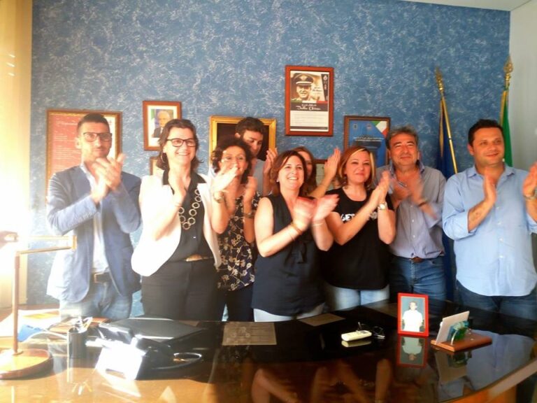 Michela Taravella nuovo sindaco di Campofelcie di Roccella. La composizione del consiglio comunale