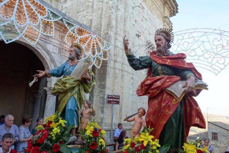 Petralia Soprana. Entrano nel vivo i festeggiamenti dei S.s. Apostoli Pietro e Paolo, patroni del paese