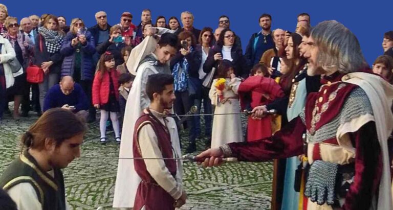 Campofelice di Roccella: l’investitura del Cavaliere medievale alle “Notti di BCsicilia”