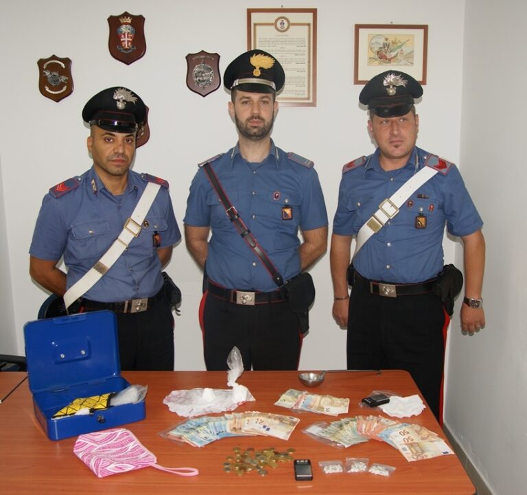 Scoperta nuova crack house, Carabinieri arrestano due persone per produzione e spaccio