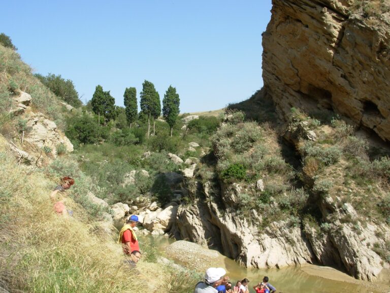 Petralia Soprana. Domenica la XIII escursione lungo il fiume Salso alla scoperta delle “Gole del Cigno”