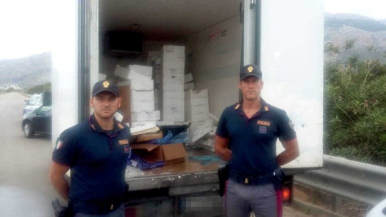 Sequestrato pesce di dubbia provenienza che stava per essere immesso sul mercato: valore oltre 40.000 euro