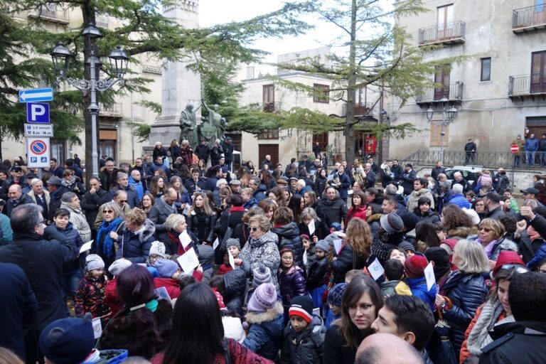 Petralia Soprana, successo ed entusiasmo alla festa per l’elezione a borgo più bello d’Italia