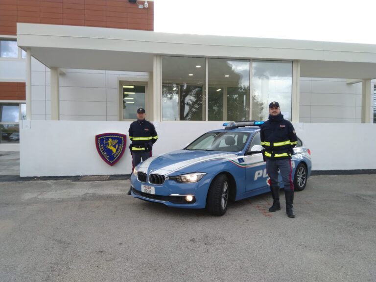 Rumeno aggredisce guidatori di un pullman rei di non fermare il mezzo per farlo fumare. Interviene la Polstrada di Buonfornello. Arrestato