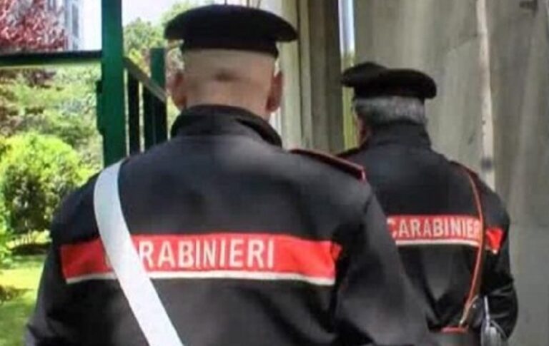 Per impossessarsi di un terreno avevano raggirato una coppia di anziani. Denunciati in due