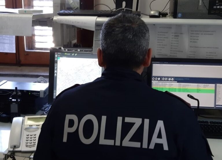 Polizia smaschera la simulazione di reato di due fratelli, gestori di una pompa di benzina. Denunciati dalla Polizia
