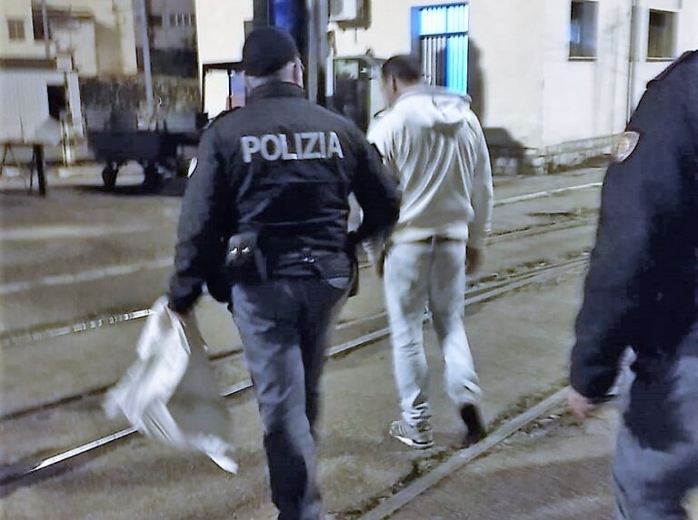 Polizia sventa ennesimo furto di rame a danno di Trenitalia