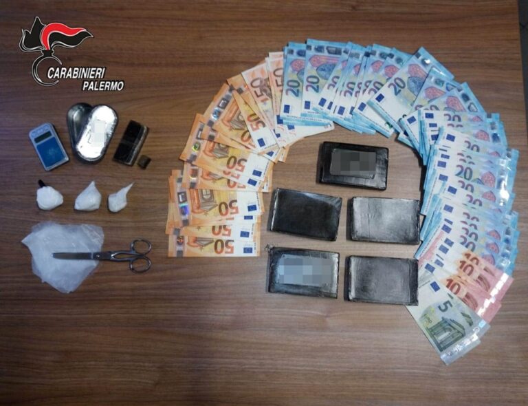 Controlli antidroga a Brancaccio. Carabinieri arrestano due uomini: uno è di Cerda