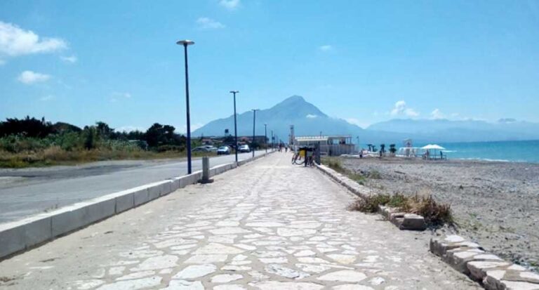 Il lungomare di Campofelice di Roccella sarà da oggi “Plastic free”