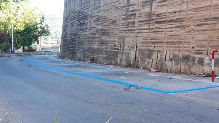 Termini Imerese, “Basta strisce blu!” Centinaia di cittadini chiedono con una petizione al Commissario straordinario di intervenire