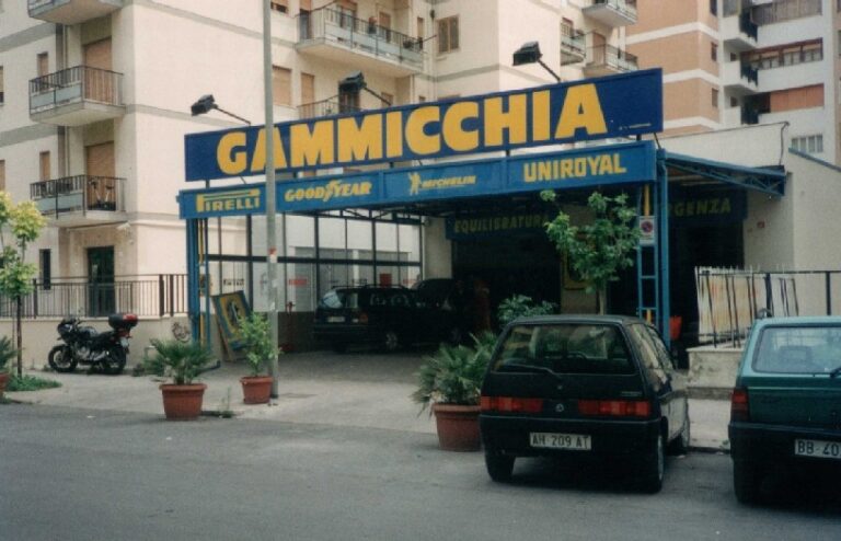 Sequestrate aziende, quote societarie, immobili, conti correnti, polizze assicurative, cassette di sicurezza, auto, motoveicoli al ras dei pneumatici: è colluso con la mafia