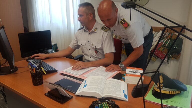 Guardia di Finanza in un panificio. Scoperti quattro lavoratori in nero: uno di loro percepiva il reddito di cittadinanza