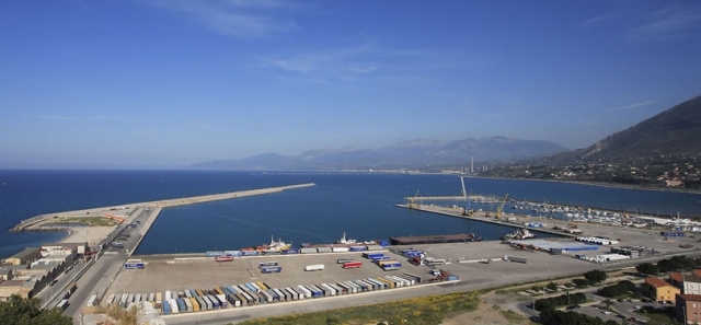 “Abbiamo risvegliato anche il porto di Termini Imerese” afferma Pasqualino Monti, presidente dell’Autorità di Sistema Portuale. Ma in molti non se ne sono accorti