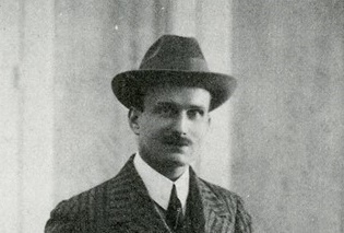 Giovanni Maria Comandè scrittore e autore di opere teatrali muore suicida nel 1933. Si attende una riscoperta dell’ex prete