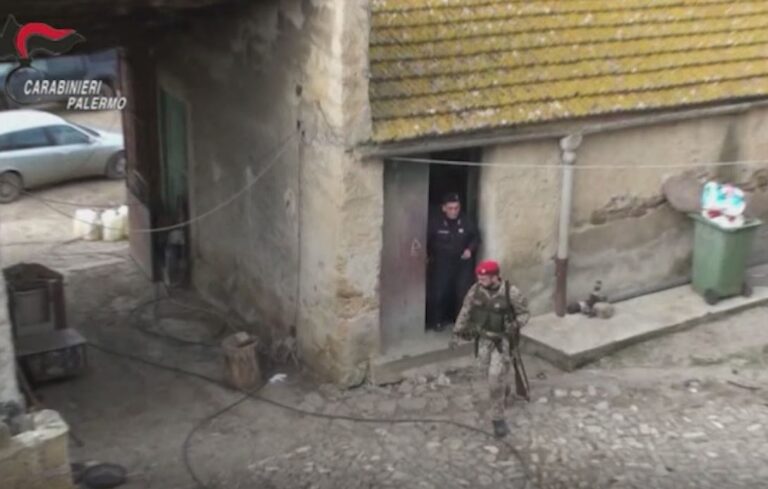 Controllo aree rurali da parte dei Carabinieri: rinvenuti armi e munizioni