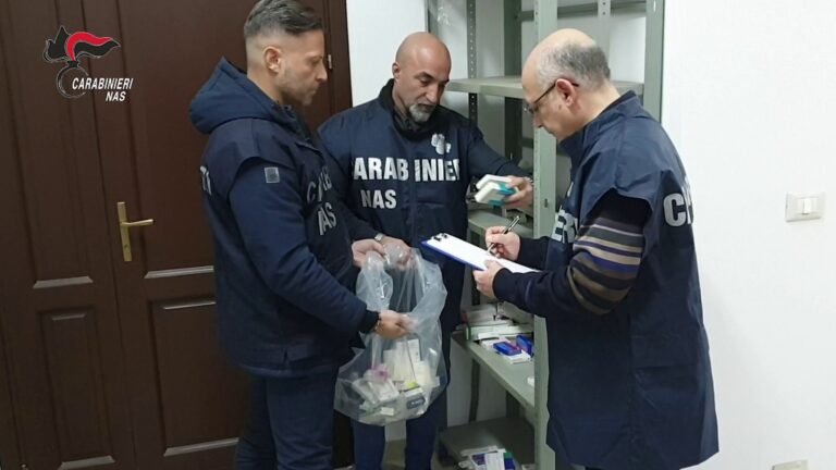 NAS arresta spacciatori di sostanze dopanti: coinvolte palestre, preparatori atletici e una rivendita di integratori