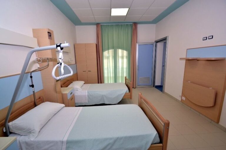 Coronavirus: in Sicilia sono pronti mille posti letto in alcuni alberghi della regione