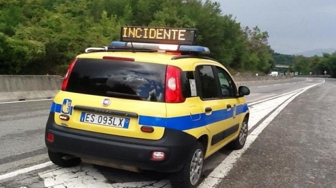 Incidente sull’Autostrada A19 (PA-CT) territorio Petralia Sottana. Mezzo pesante esce di strada: due feriti