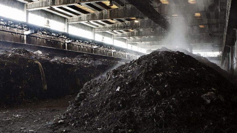 Termini Imerese, l’impianto Ecox continua a produrre odori nauseabondi infestando un territorio: “E’ una vergogna”