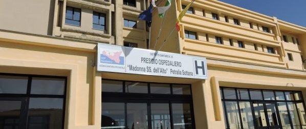 Chiude il reparto di Laboratorio di analisi dell’Ospedale di Petralia Sottana, protesta di “Uniti per le Madonie” e Cittadinanzattiva