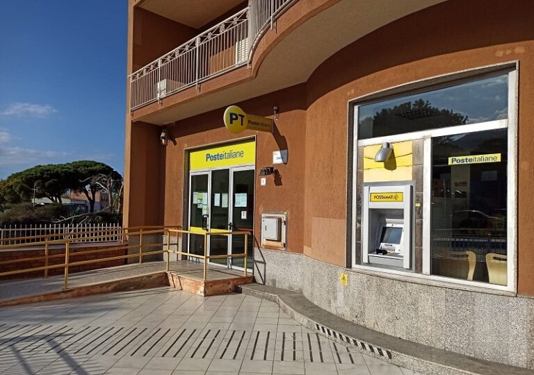Finale a Pollina, sportello automatico di nuova generazione per l’ufficio postale di via Libertà