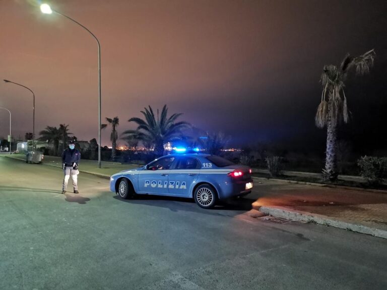 Polizia sanziona assembramenti non consentiti a Termini Imerese e Cefalù
