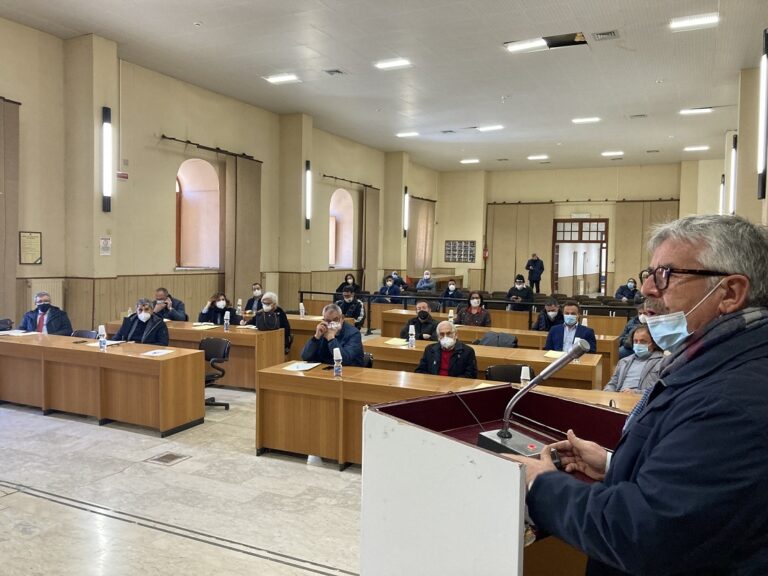 Termini Imerese, incontro  di sindaci, parti sociali e commissari per fare il punto sulla riconversione dello stabilimento ex Fiat/Blutec