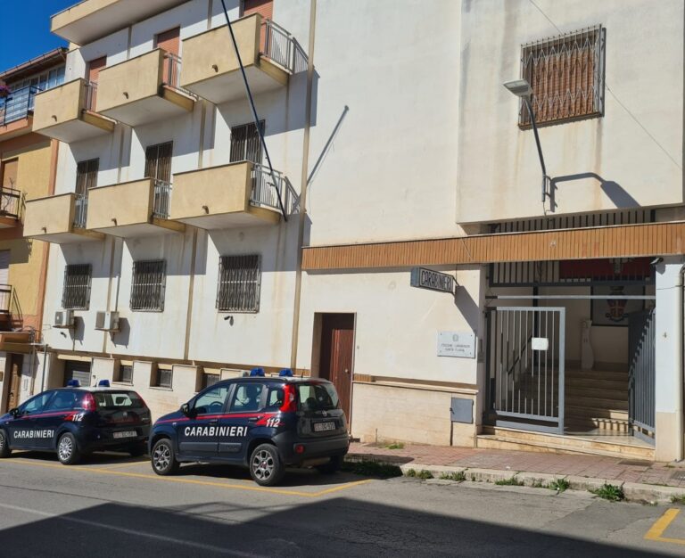 In 45 festeggiano compleanno al ristorante. Arrivano i Carabinieri: chiuso il locale e sanzionati i partecipanti