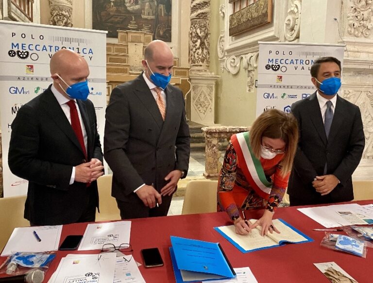 Termini Imerese, firmato nella Chiesa Maria SS. della Misericordia Protocollo d’intesa tra il Comune e il Polo Meccatronica