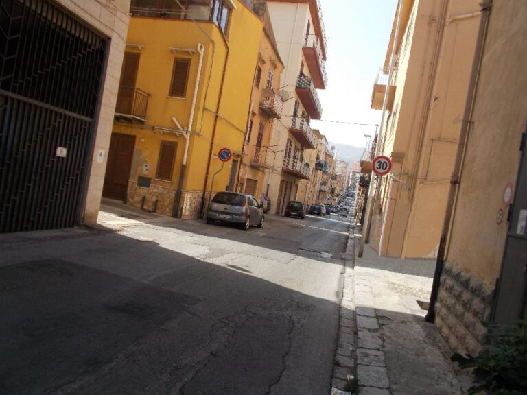 Termini Imerese odonomastica e geomitologia: l’esempio di via Monachelle