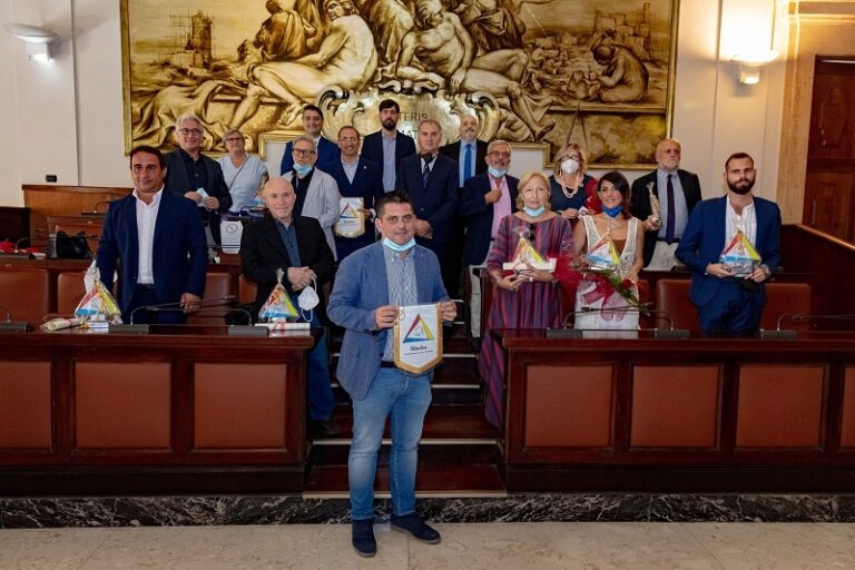 Prima edizione del Premio Sikelos, assegnati riconoscimenti all’Isola che lavora e produce