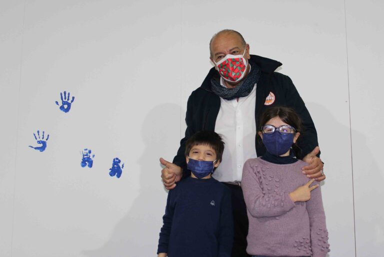 Vaccini Covid: grande festa alla Fiera del Mediterraneo, vaccinati oggi i primi 150 bambini