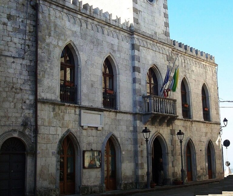 Emergenza acqua a Petralia Soprana. In fase di completamento il ripristino della condotta danneggiata dal maltempo