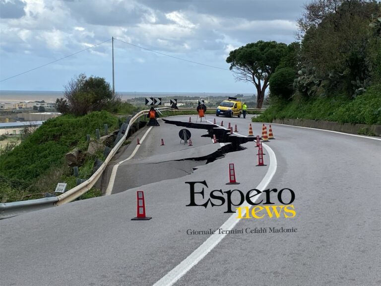 Maltempo: crolla pezzo di strada sulla SS113 in zona “Torrazza” nel territorio di Termini Imerese