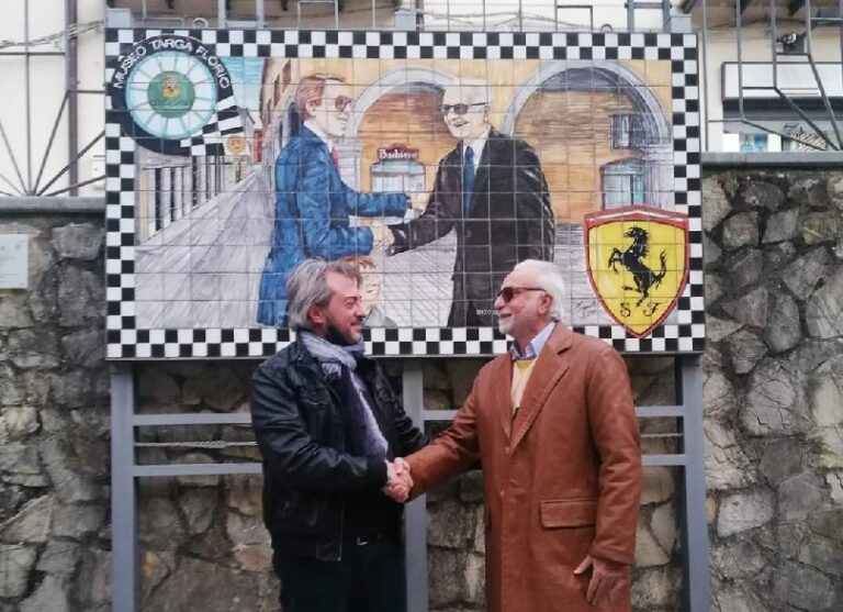 Collesano, Corrado Lopresto il collezionista italiano di auto d’epoca più famoso al mondo in visita al Museo della Targa Florio