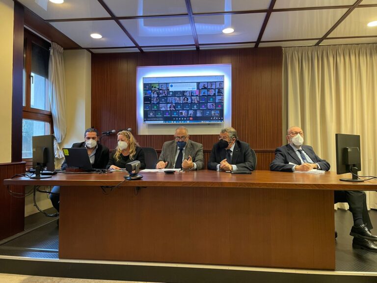 Scuola, domani in Sicilia si rientra in classe