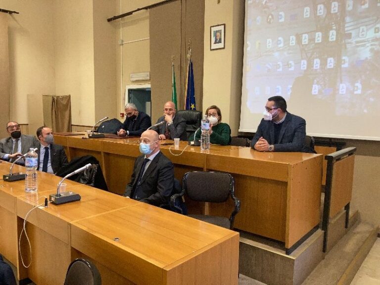 Termini Imerese, incontro tra Comune, Regione e Terna per l’avvio dei lavori dell’elettrodotto sottomarino