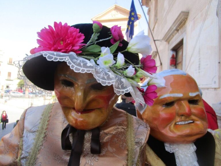 Termini Imerese. Carnevale 2022: domani si consegnano le chiavi della città ai “Nanni”