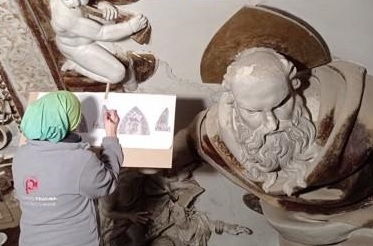 Ciminna, restauro della tribuna in stucco della Chiesa Madre