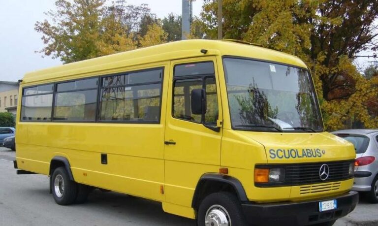 Cefalù, parte il servizio di scuolabus gratuito per i bambini