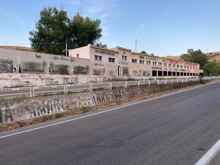 Termini Imerese, le ferrovie vogliono cancellare le tribune di Floriopoli: protesta dei sindaci