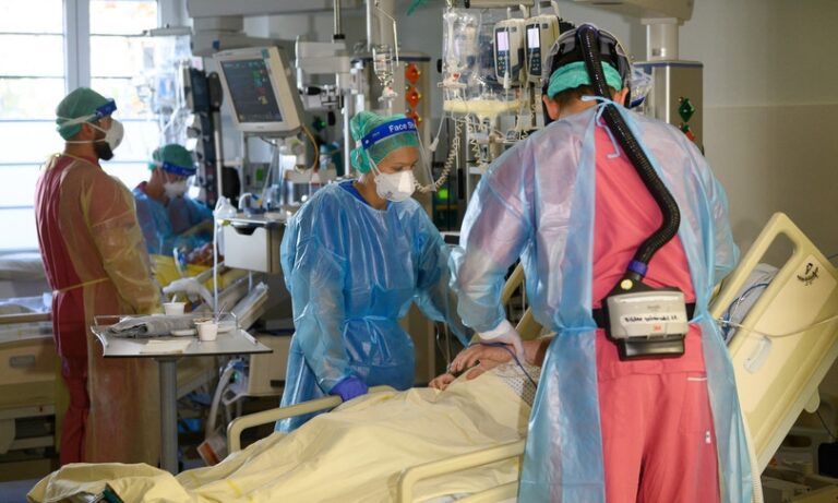 Covid, in Sicilia in discesa ospedalizzazioni e terapie intensive