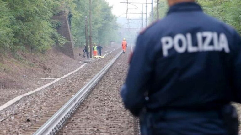 Trabia, ragazza sui binari salvata dalla Polizia ferroviaria