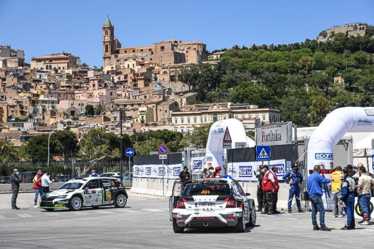 Al via la 106° edizione della “Targa Florio”: start e il traguardo a Termini Imerese. Ecco i divieti di sosta e transito delle vie interessate