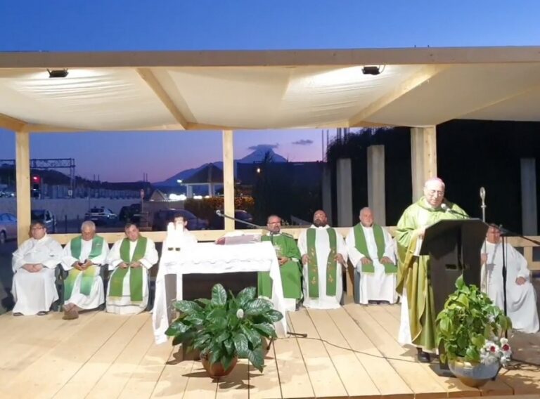 Campofelice di Roccella. Vescovo di Cefalù: “La mafia è come un ladro: ti ruba la libertà, la dignità e l’anima