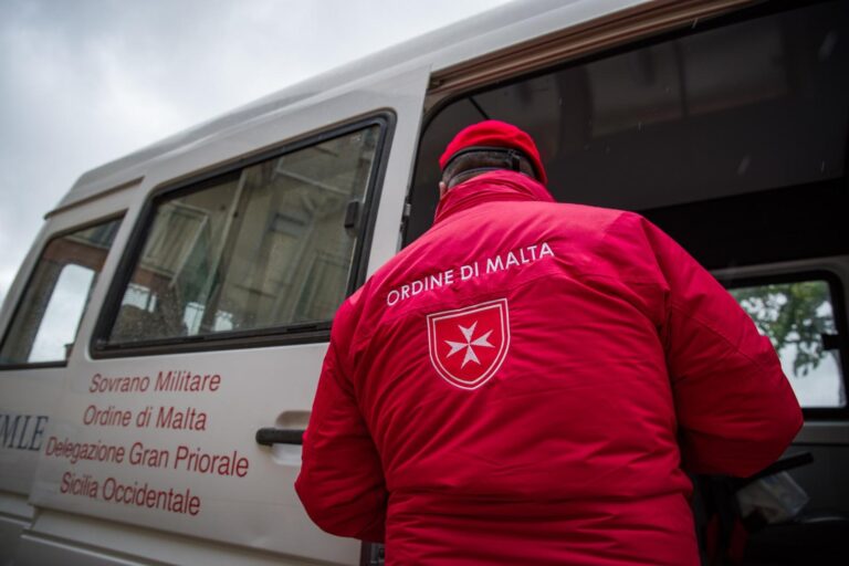 Tamponi gratuiti agli “invisibili” il nuovo progetto del CISOM Palermo per i più deboli