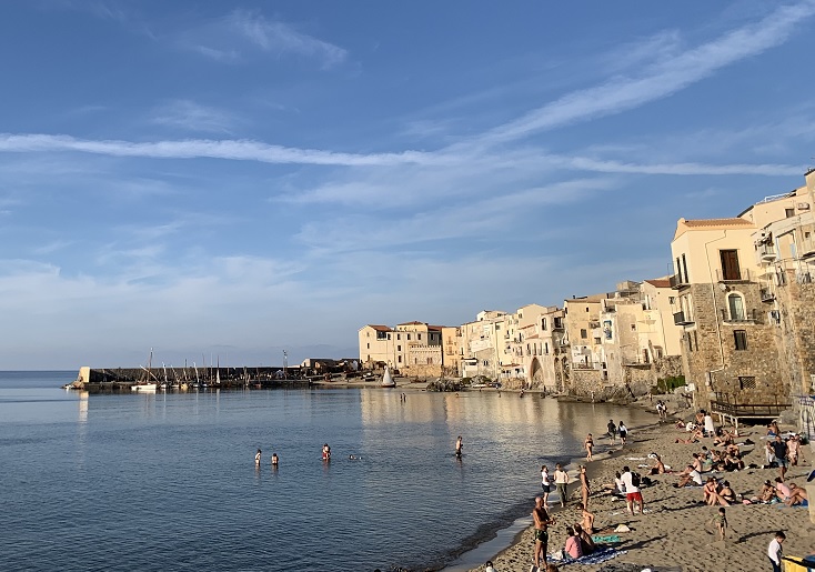 Cefalù, nuovo look del lungomare: riprendono i lavori dopo la pausa estiva