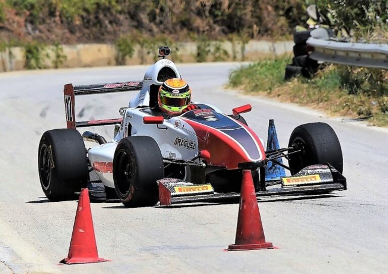 Automobilismo, natale e motori domenica a Misilmeri: premio per i campioni Challenge Palikè