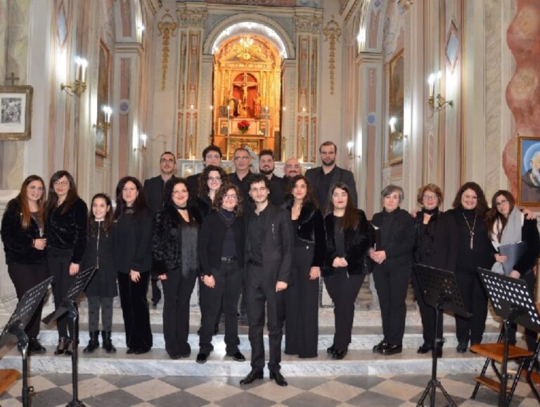 Montemaggiore Belsito, “Armonie del Barocco”: Cappella Musicale Santissimo Crocifisso esegue capolavoro di Charpentier