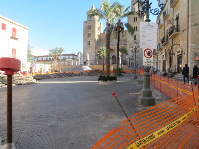 Giornale di Cefalù: polemiche sulla nuova pavimentazione di piazza Duomo
